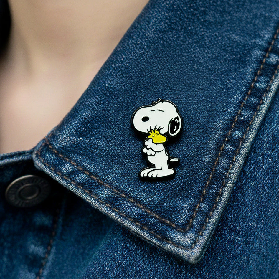Pin de Snoopy – Diseños Adorables para Ropa y Accesorios