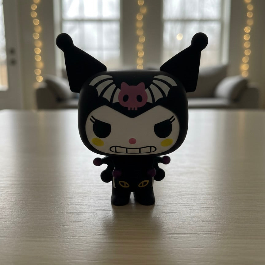 Kuromi Dark – Mini Figura Coleccionable