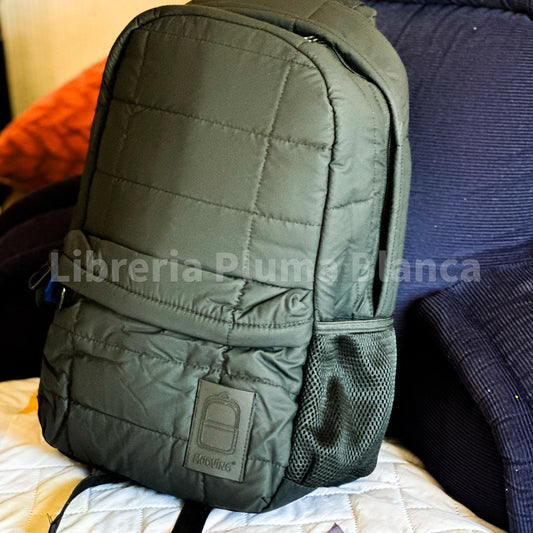 Mochila Urbana Acolchada MOVING – Para Laptop 18”, Cómoda y Resistente