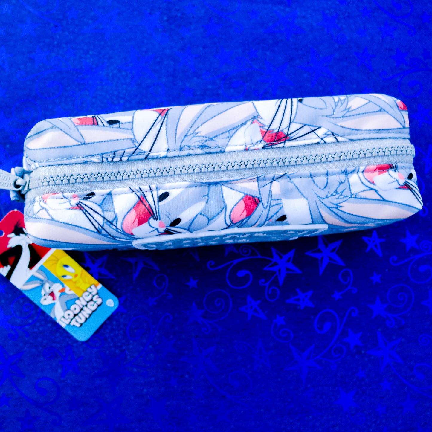 Estuche Looney Tunes – Diseño Clásico Gris