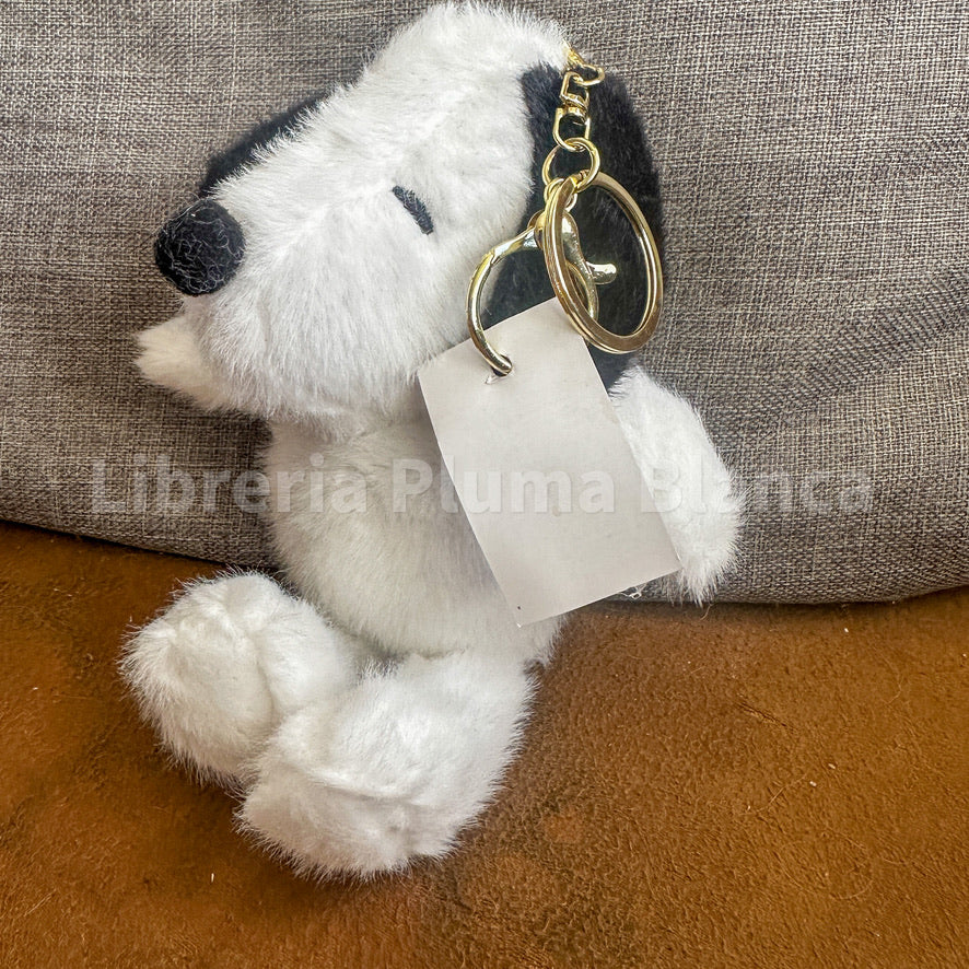 Llavero de Peluche Snoopy Original – Suave y Adorable