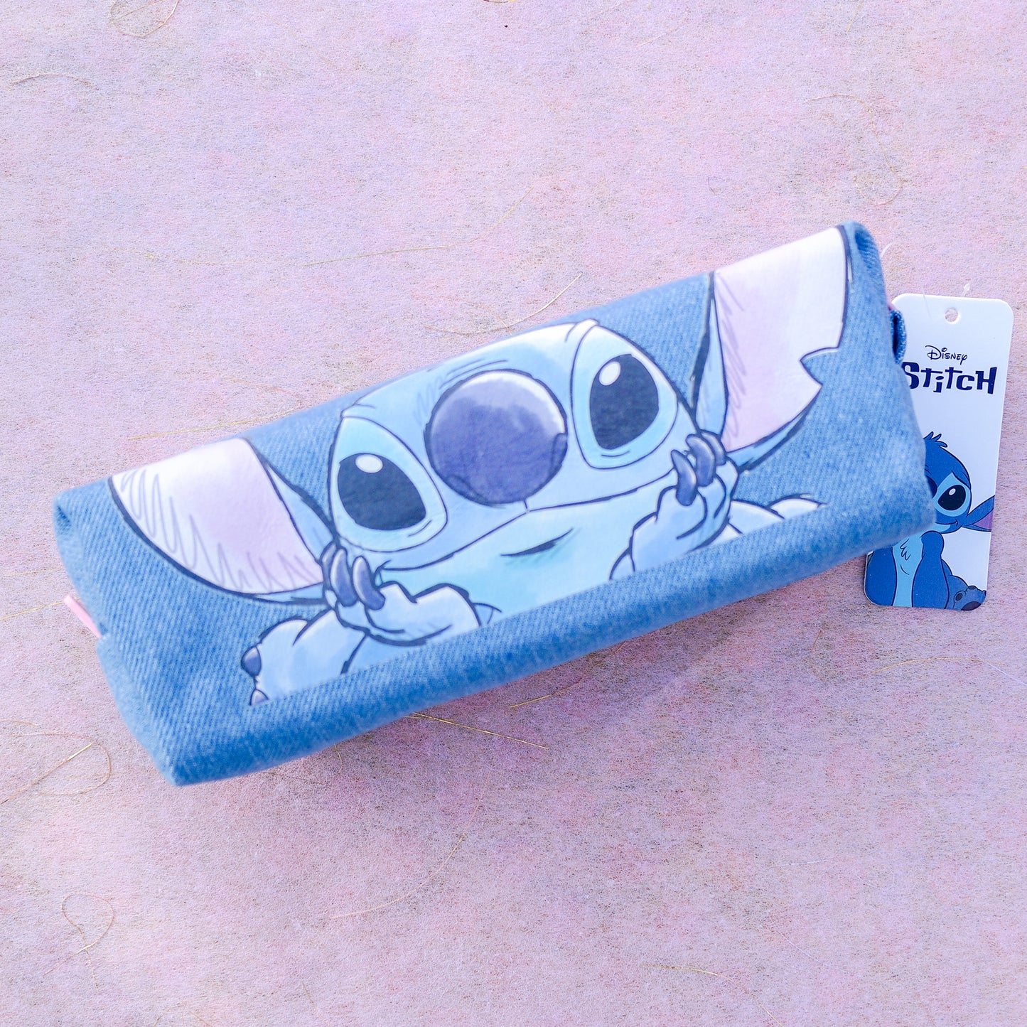 Estuche Stitch Azul Estilo Denim – Diseño Súper Tierno