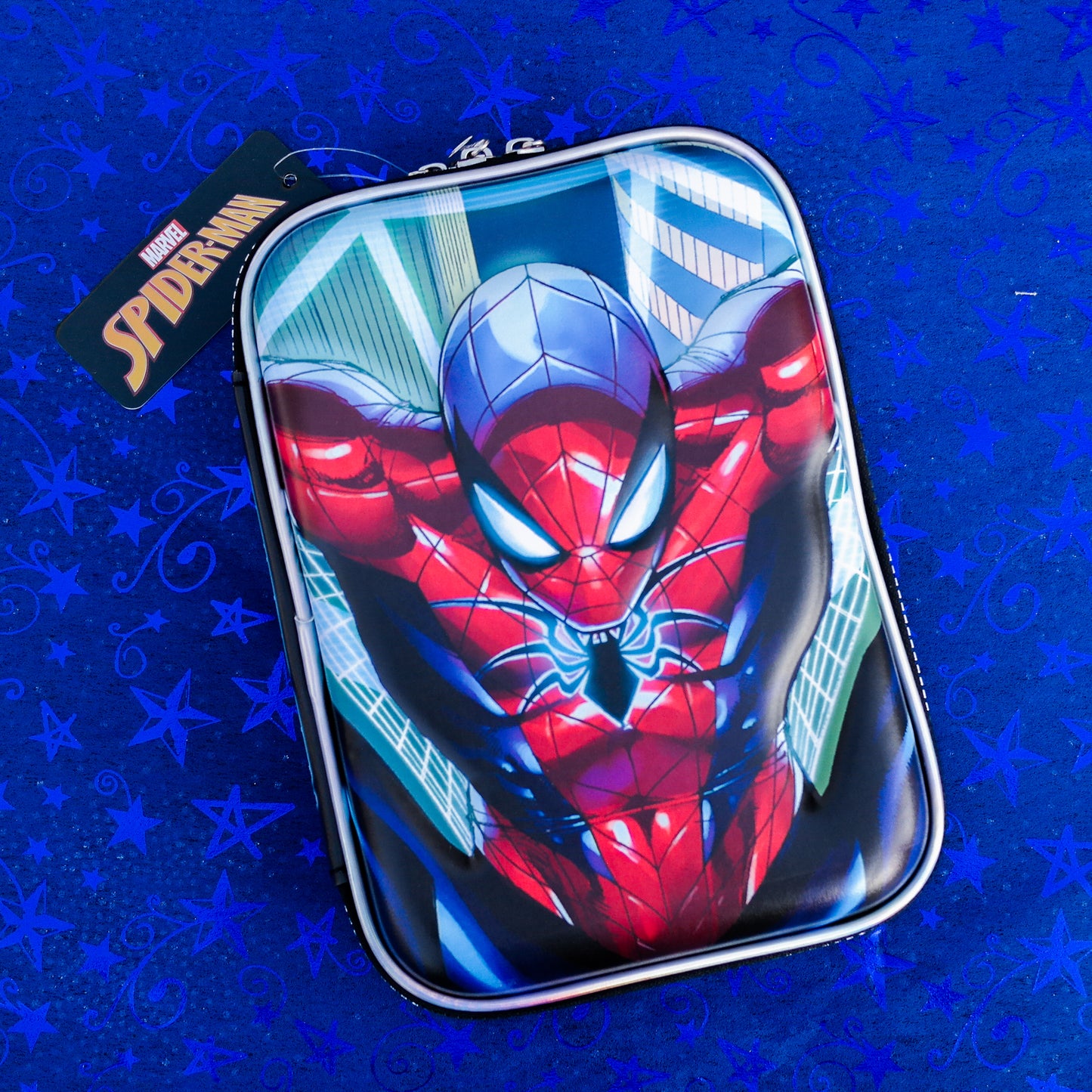 Estuche Spider-Man Premium – Arte HD con Diseño Rígido