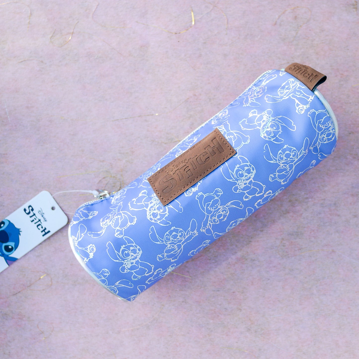 Estuche Cilíndrico Stitch – Azul con Diseño Line Art