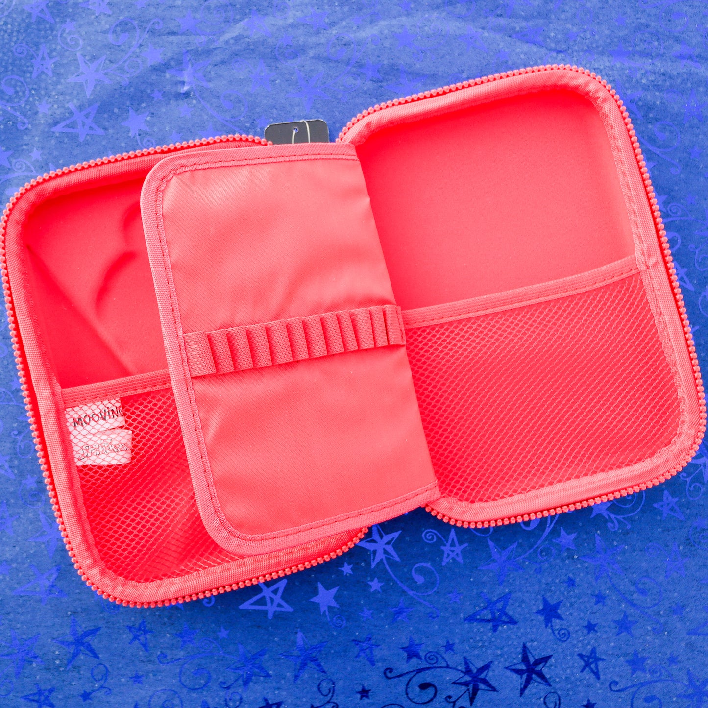 Estuche Spider-Man Original – Diseño Extendido con Telaraña