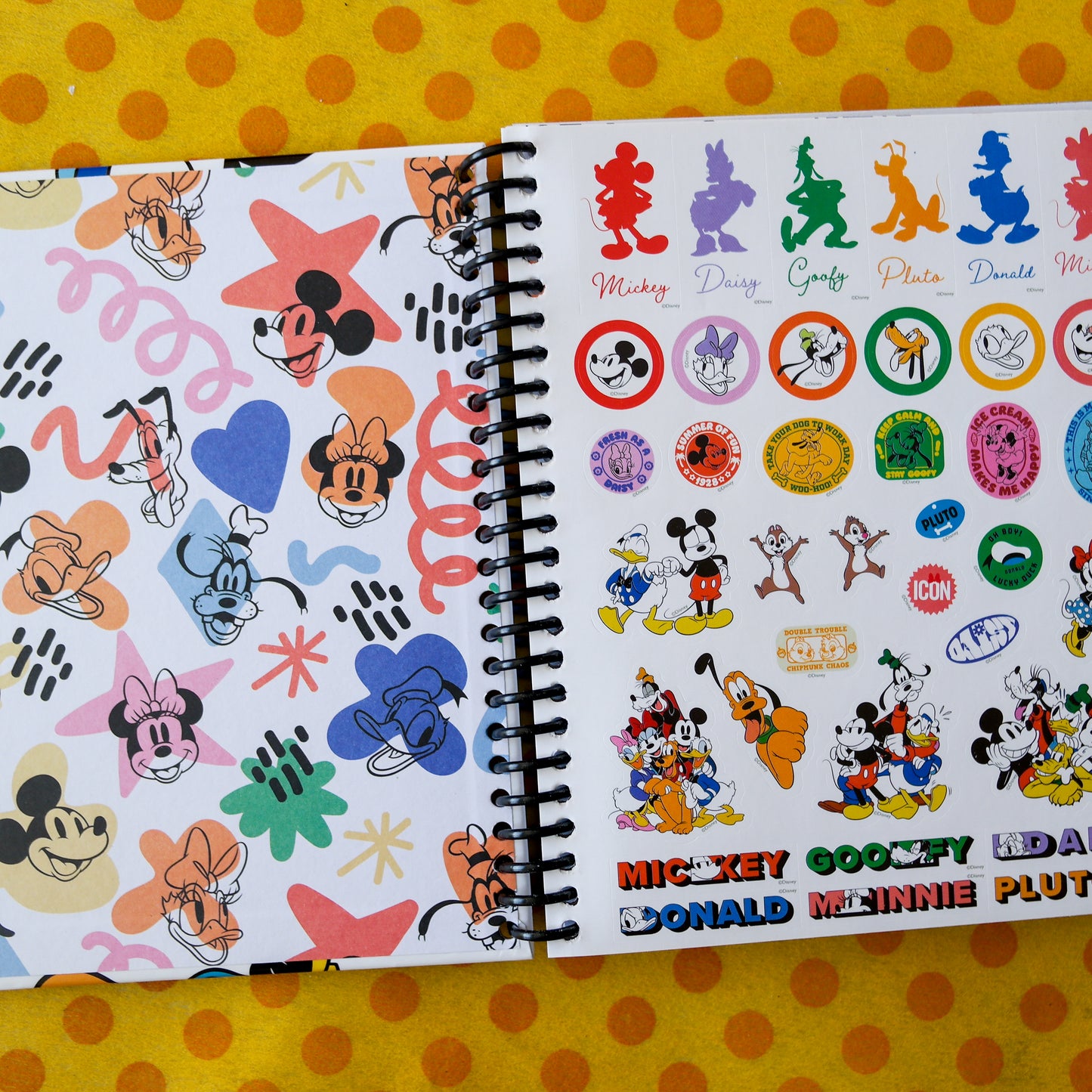 Cuaderno Espiral Mickey & Friends – Mooving (96H rayadas)