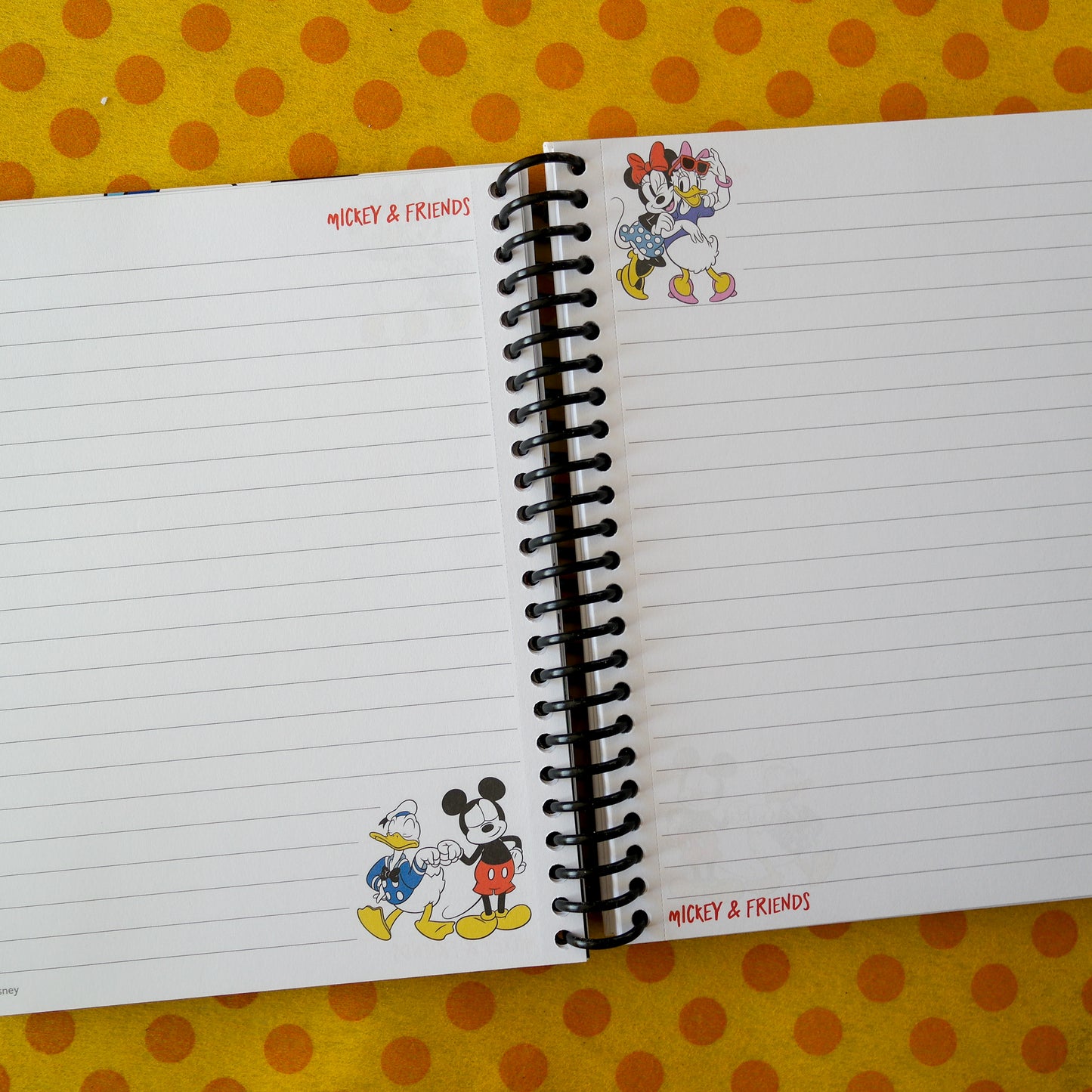Cuaderno Espiral Mickey & Friends – Mooving (96H rayadas)