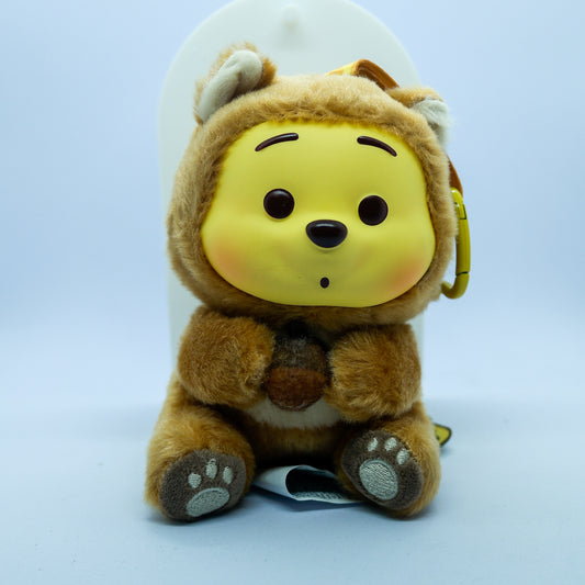 ✨ Llavero coleccionable Winnie the Pooh – Disfraz de Ardilla (Miniso Original) ✨