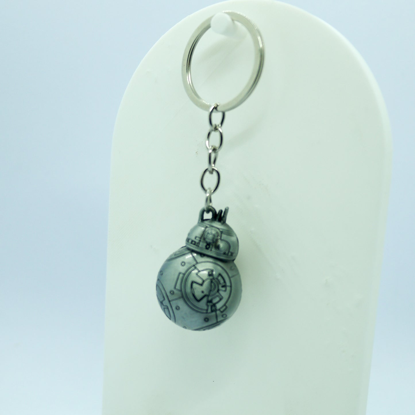 Llavero Metálico Star Wars – Logo, Halcón Milenario y R2-D2