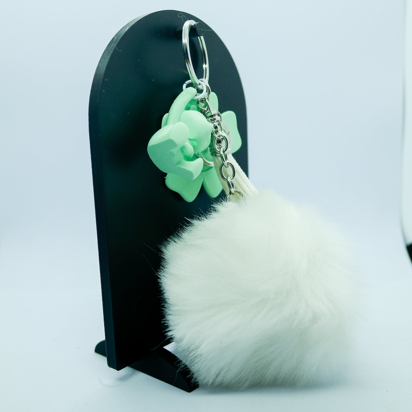 Colgante para Bolsa con Pom Pom, Flor y Osito – Estilo Cute