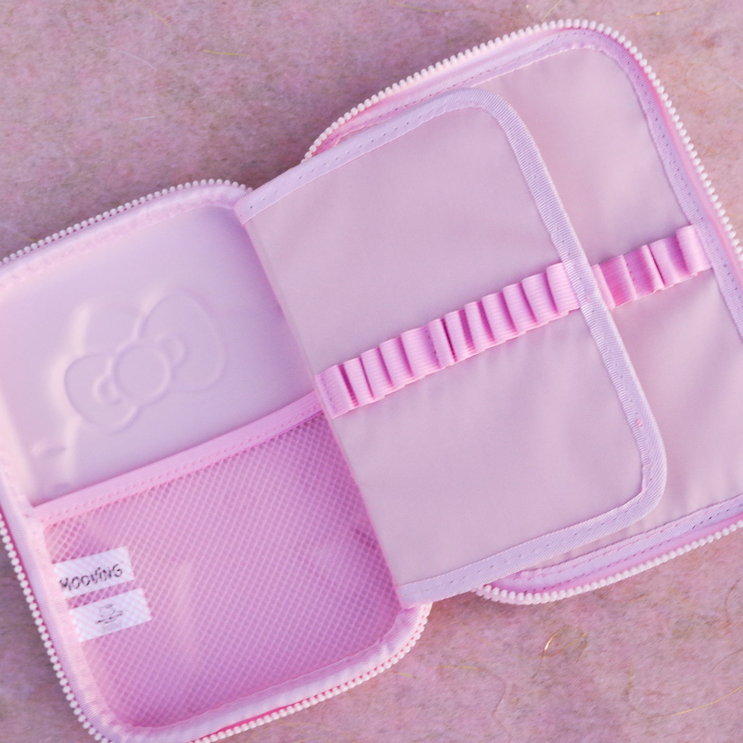 Estuche Hello Kitty Rosado – Diseño Cute y Espacioso | Pencil Case Sanrio